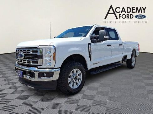 Certified 2024 Ford F250 XLT AWD/4WD image 3