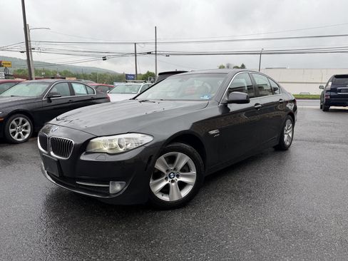 Used 2012 BMW 528i xDrive Sedan AWD/4WD image 2