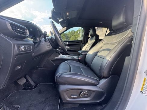 Used 2020 Ford Explorer ST w/ Premium Technology Package AWD/4WD image 18
