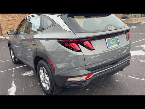 Used 2024 Hyundai Tucson SE image 7