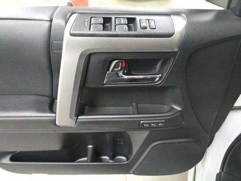 Certified 2024 Toyota 4Runner Limited AWD/4WD image 15