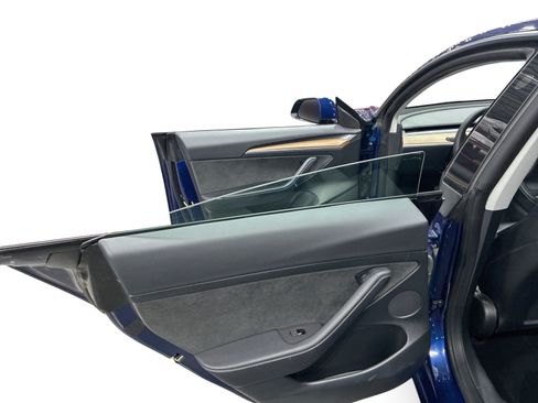 Certified 2023 Tesla Model 3 Standard Range RWD image 10