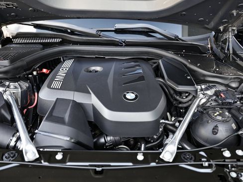 Used 2026 BMW 530i w/ Premium Package image 28