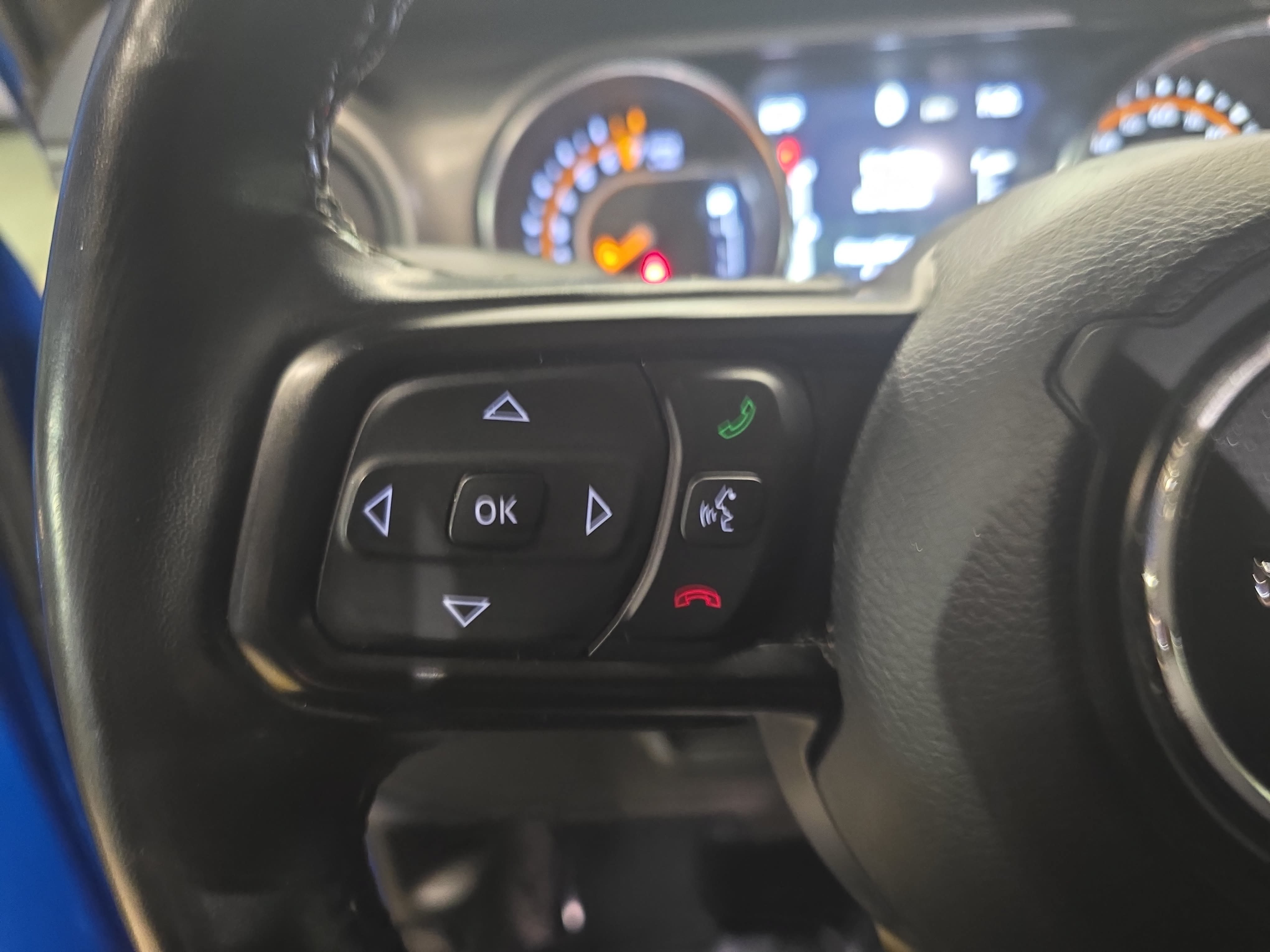 Used 2023 Jeep Gladiator Sport AWD/4WD image 17