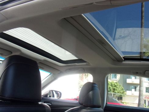 Used 2010 Lexus ES 350 FWD image 10