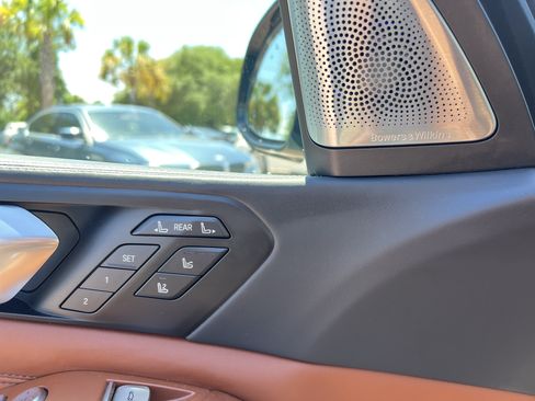 Certified 2024 BMW ALPINA XB7 AWD/4WD image 39