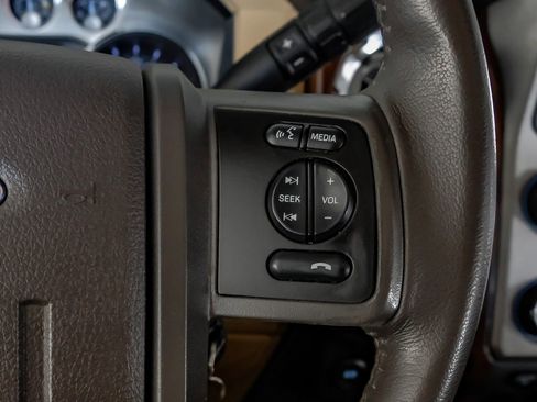 Used 2015 Ford F350 Lariat w/ Lariat Interior Package image 17