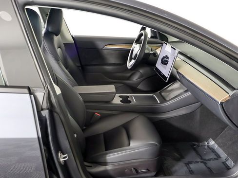 Used 2022 Tesla Model 3 Long Range image 29