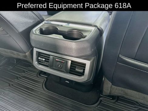 Used 2023 Ford F350 Lariat w/ Sport Appearance Package AWD/4WD image 19