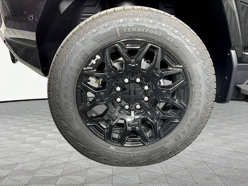 New 2026 GMC Hummer EV SUV AWD/4WD image 13