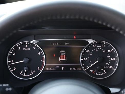 Certified 2025 Nissan Pathfinder SV AWD/4WD image 15