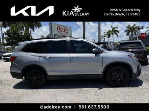 Used 2021 Honda Pilot Special Edition image 2