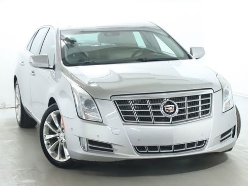 Used 2014 Cadillac XTS Luxury w/ Driver Awareness Package image 2