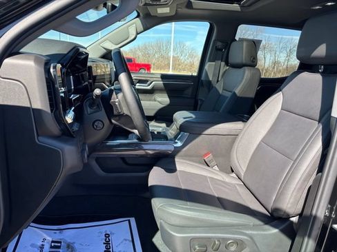 Used 2025 Chevrolet Silverado 1500 LTZ w/ Technology Package AWD/4WD image 18