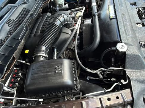 Used 2011 RAM 1500 Laramie AWD/4WD image 33