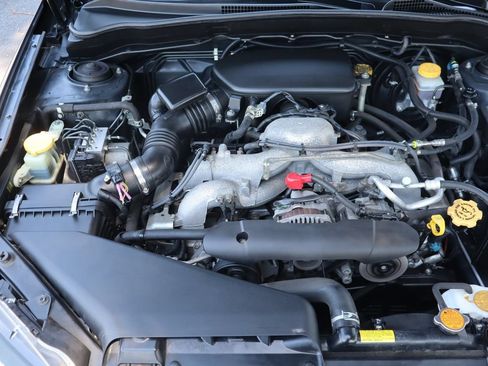 Used 2010 Subaru Impreza 2.5i Premium AWD/4WD image 38