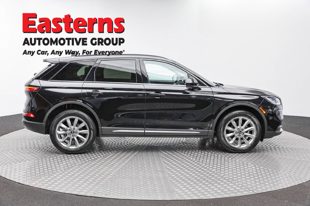 Used 2022 Lincoln Corsair FWD w/ Premium Package image 5