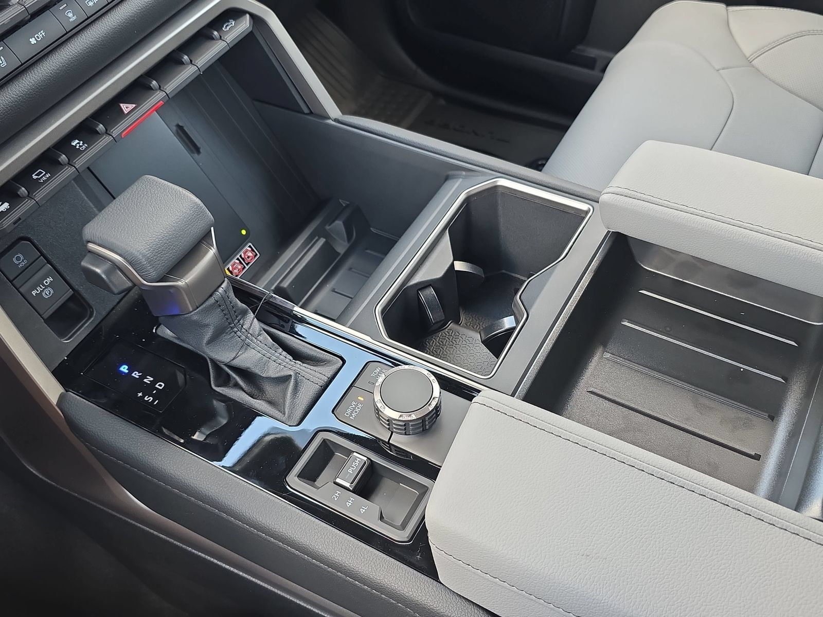 New 2026 Toyota Tundra 4x4 CrewMax Hybrid image 21