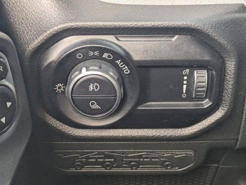 Used 2024 Jeep Gladiator Sport AWD/4WD image 20