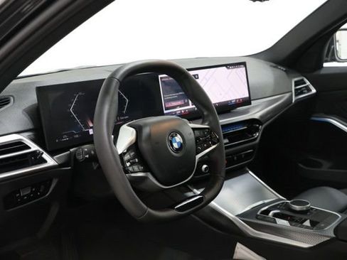 Used 2025 BMW 330i xDrive Sedan AWD/4WD image 16