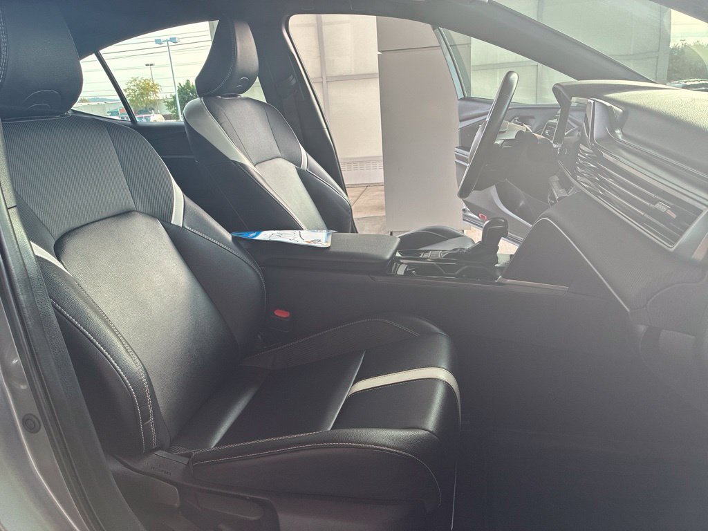 Used 2025 Toyota Camry SE FWD image 34