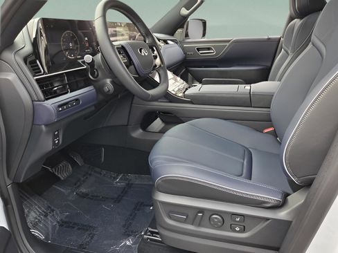 New 2026 INFINITI QX80 4WD w/ Sport Exterior Package image 12