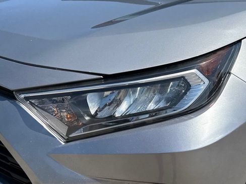 Used 2019 Toyota RAV4 XLE w/ Convenience Package AWD/4WD image 22