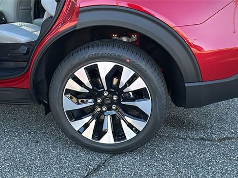 New 2026 Ford Explorer Platinum w/ LUX Leather Package image 19