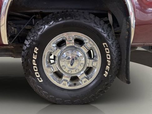 Used 2012 Ford F250 Lariat w/ Chrome Pkg AWD/4WD image 33