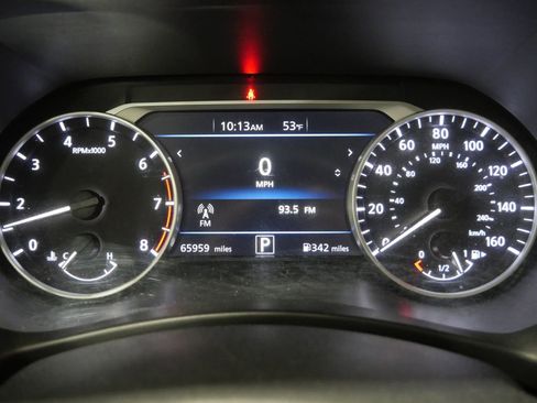 Used 2024 Nissan Sentra SV FWD image 12