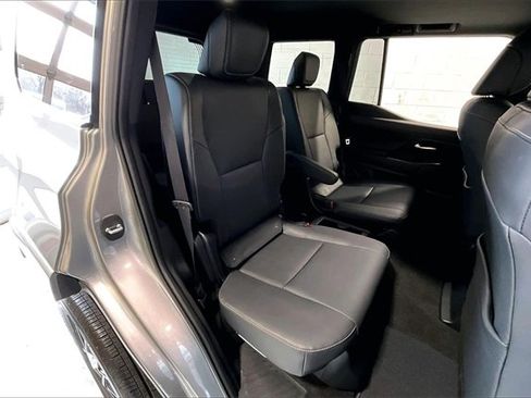 Used 2025 Lexus GX 550 image 25