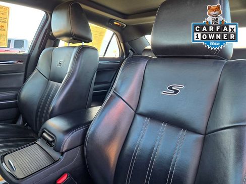 Used 2023 Chrysler 300 S RWD image 15