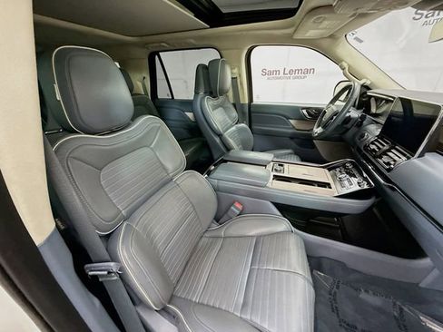 Used 2020 Lincoln Navigator L Black Label w/ Cargo Convenience Package image 31