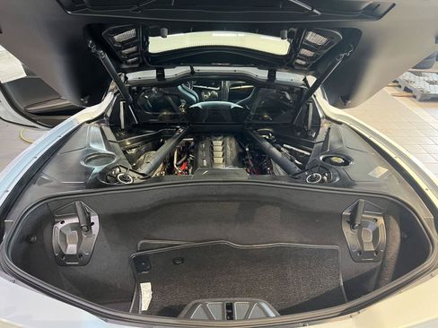 Used 2022 Chevrolet Corvette Stingray Coupe w/ Z51 Performance Package RWD image 37