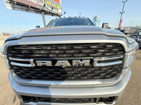 Used 2024 RAM 3500 Big Horn w/ Sport Appearance Package image 19