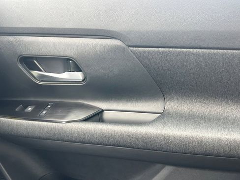 New 2026 Nissan Kicks SV AWD/4WD image 25