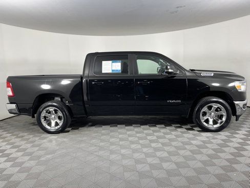 Used 2022 RAM 1500 Big Horn AWD/4WD image 9