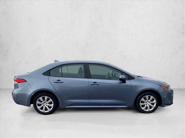 Used 2026 Toyota Corolla LE FWD image 4