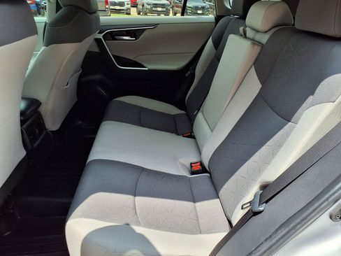 Used 2024 Toyota RAV4 XLE AWD/4WD image 26