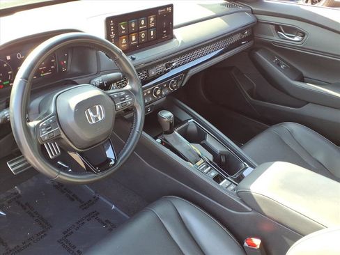 Used 2023 Honda Accord Sport image 12