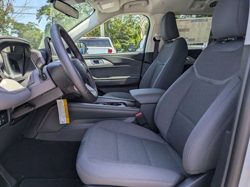 New 2026 Ford Explorer Active RWD image 21