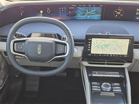 New 2026 Lincoln Nautilus Reserve image 25