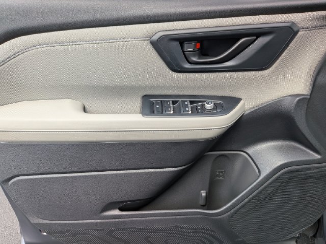 Used 2025 Subaru Forester Premium AWD/4WD image 9