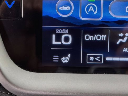 Used 2022 Subaru Outback Wilderness AWD/4WD image 24