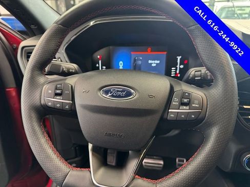 Used 2023 Ford Escape ST-Line image 20