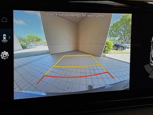 Used 2025 Hyundai Palisade SEL FWD image 27