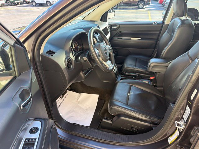 Used 2017 Jeep Compass High Altitude AWD/4WD image 25