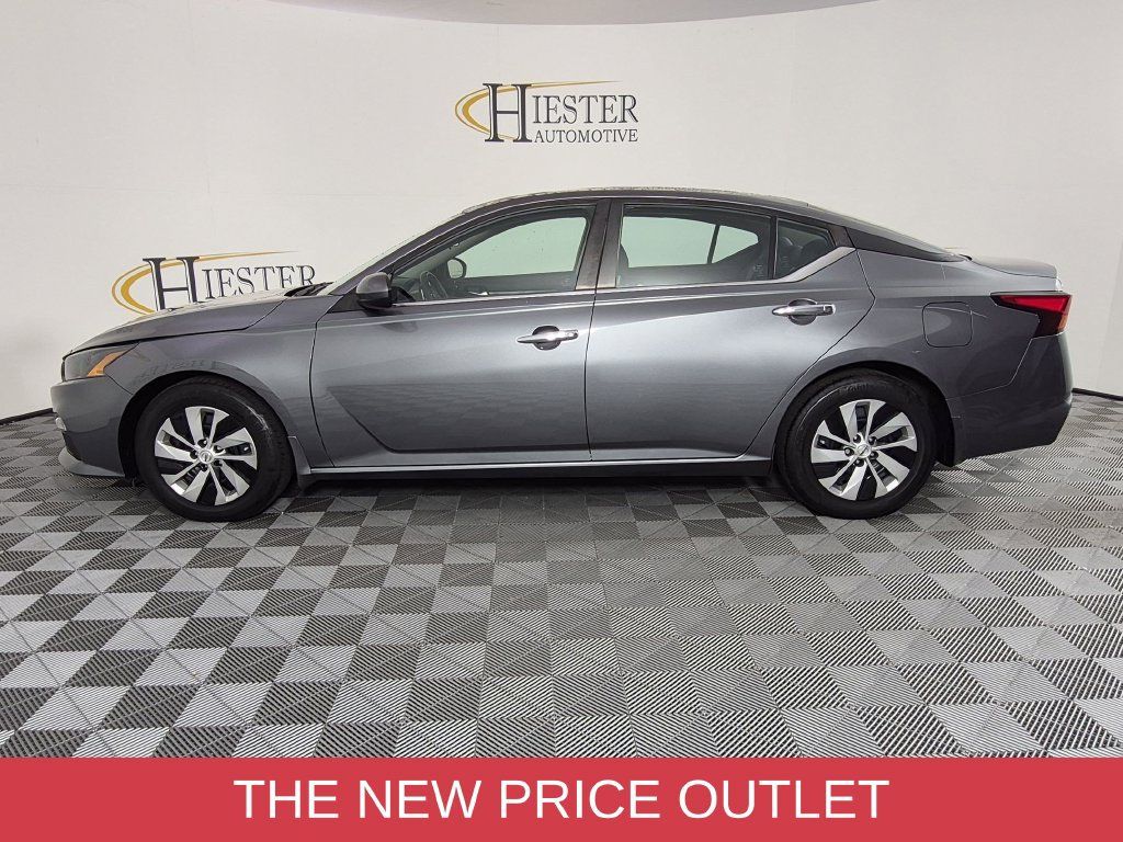 Used 2022 Nissan Altima 2.5 S FWD image 7