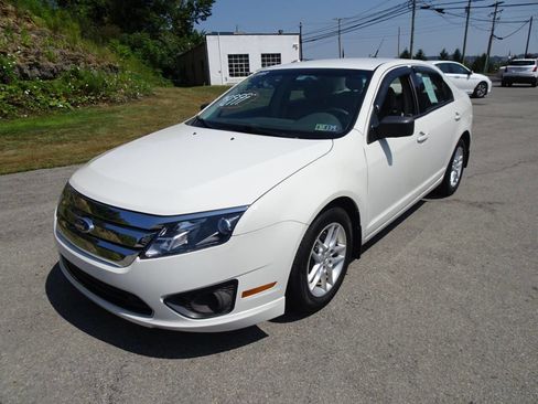 Used 2012 Ford Fusion S image 2