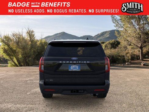 New 2025 Ford Expedition Active RWD image 6